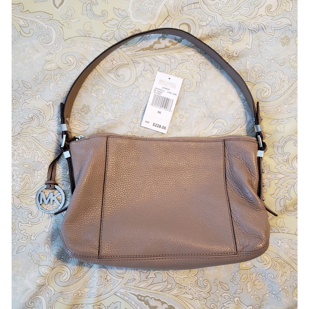 Michael Kors Bowery Pocketbook